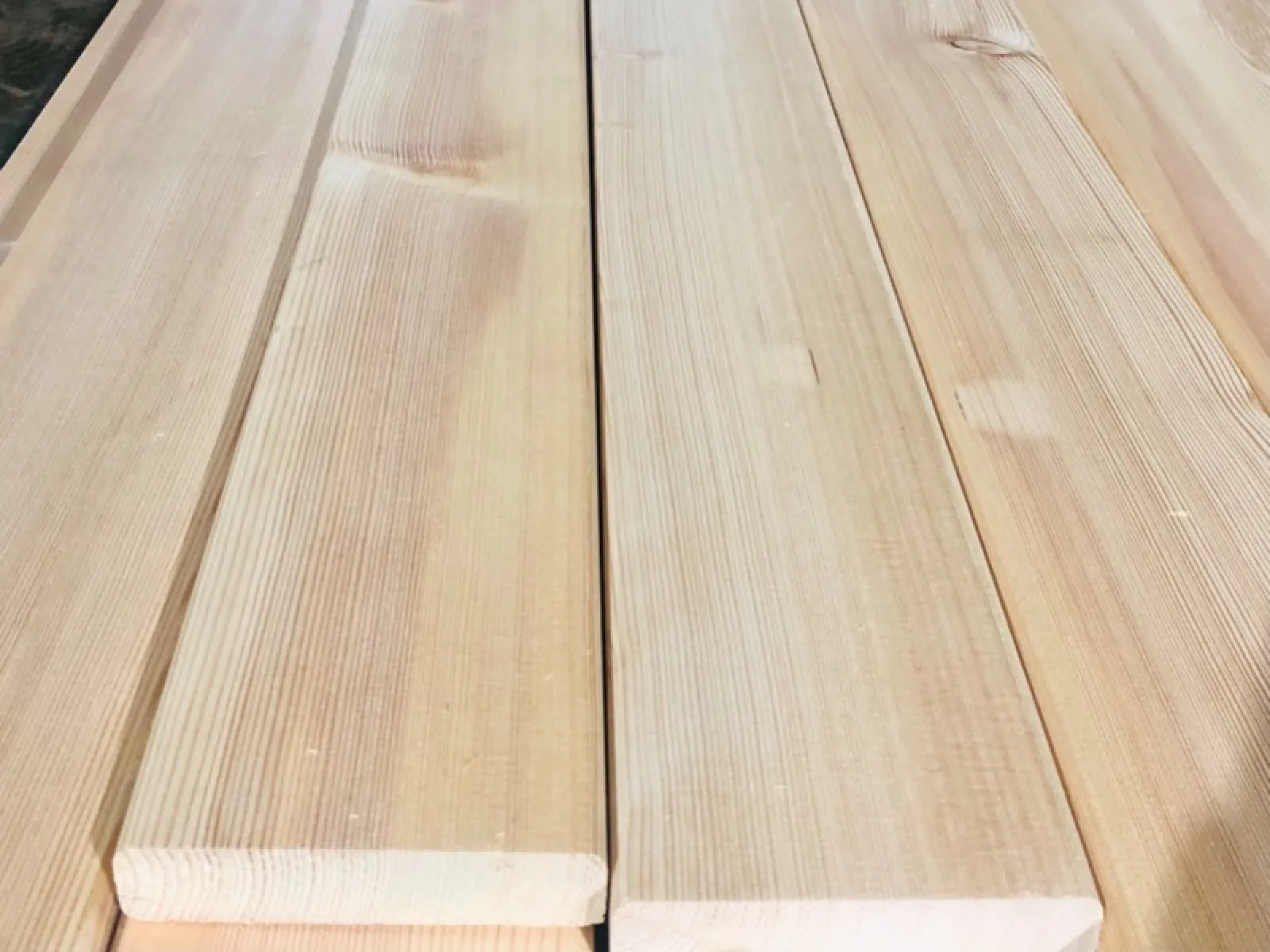 Прямой Планкен из кедра 20х90 мм сорт Прима