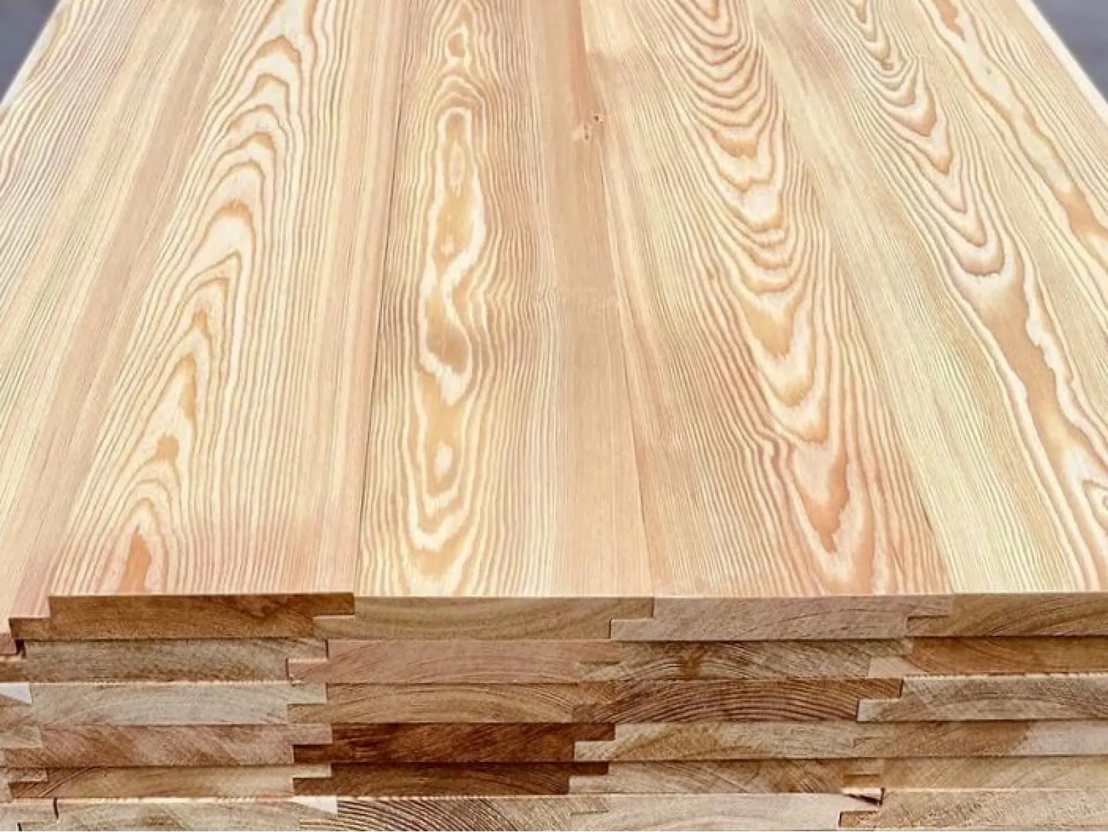 Доска Четверть из лиственницы 28х90 мм сорт АВ Профиль 2